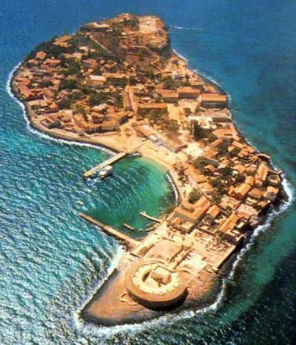l'ile de gor&eacute;e